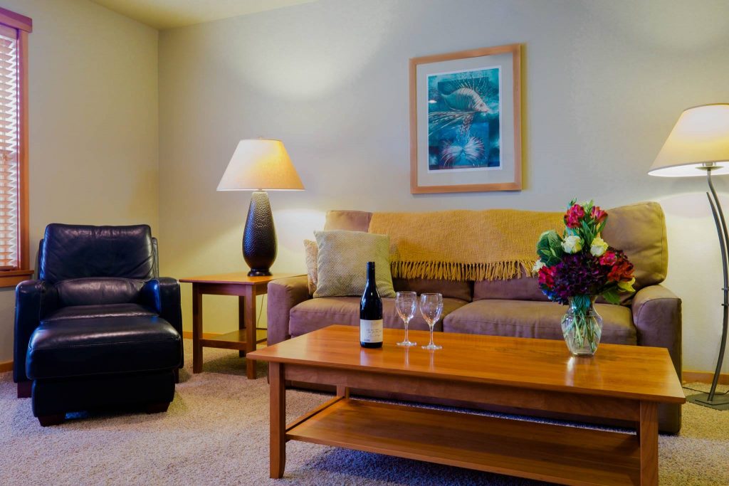 Ocean Inn corner view couch