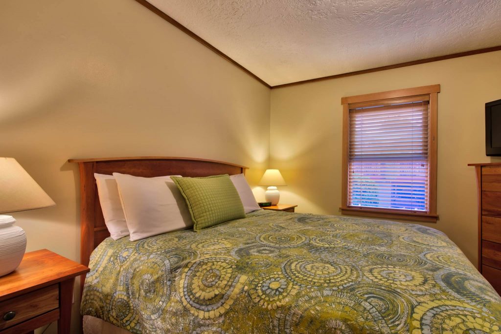 Ocean Inn at Manzanita room four bedroom